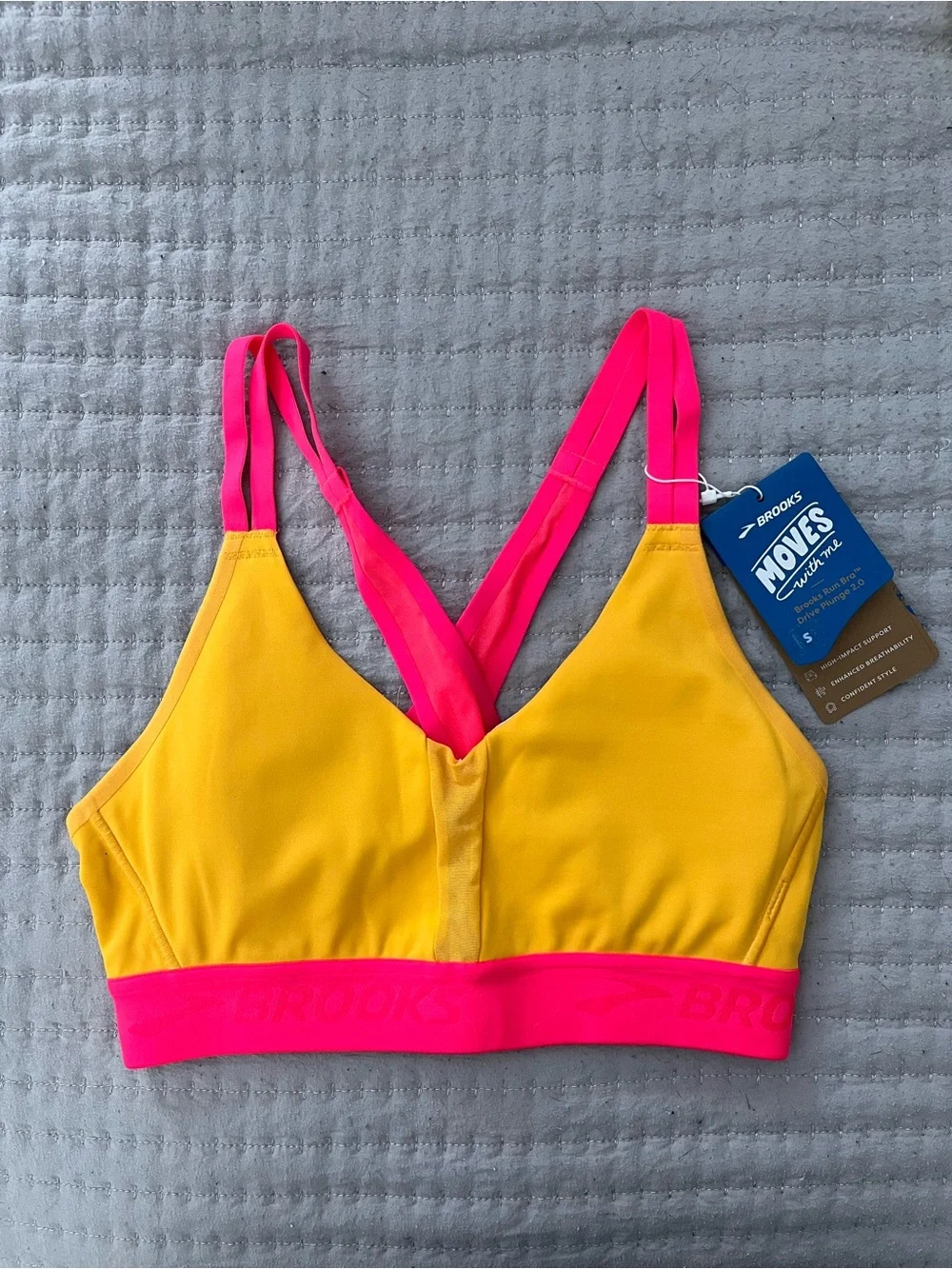 Brooks Yellow and Pink Run Sports Bra Women’s Small Drive Plunge Run Bra 2.0